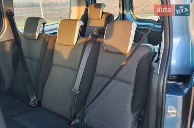 Минивэн Renault Kangoo 2012 в 