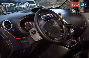 Минивэн Renault Kangoo 2011 в 
