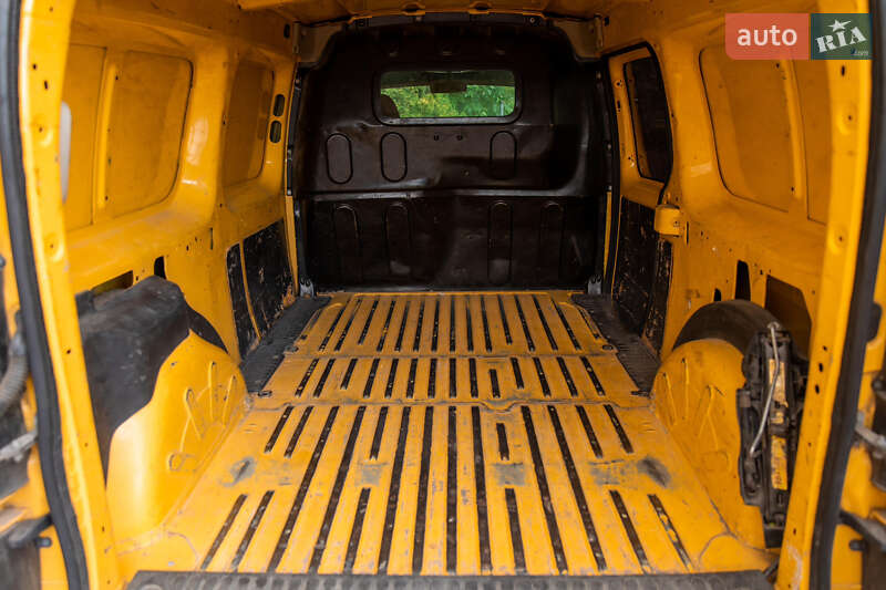 Грузовой фургон Renault Kangoo 2013 в Могилев-Подольске фото 4 Грузовой фургон Renault Kangoo 2013 в Могилев-Подольске