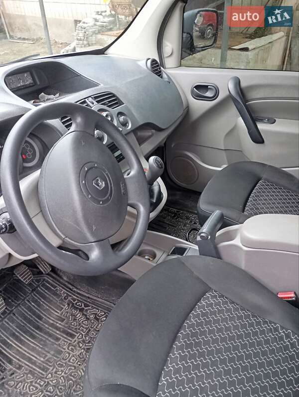 Мінівен Renault Kangoo 2009 в Рівному