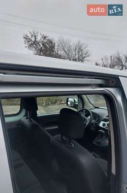Минивэн Renault Kangoo 2012 в 