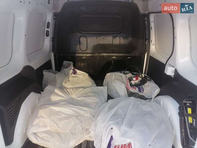 Грузовой фургон Renault Kangoo 2018 в Киеве