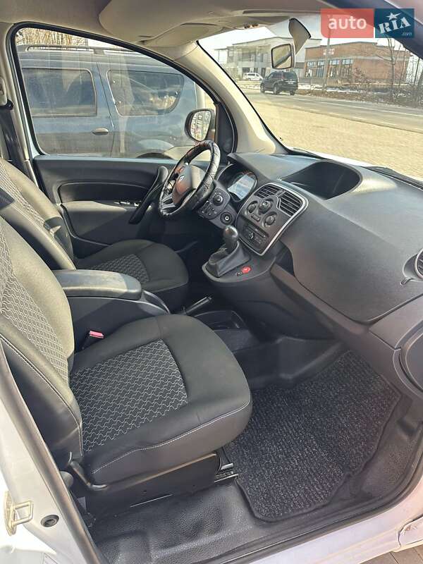 Минивэн Renault Kangoo 2016 в Снятине фото 6 Минивэн Renault Kangoo 2016 в Снятине