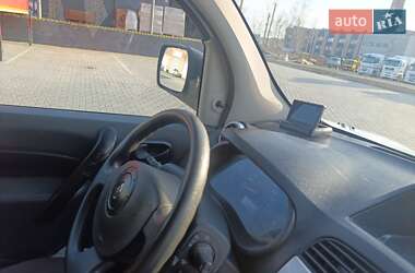 Вантажопасажирський фургон Renault Kangoo 2011 в Чернівцях