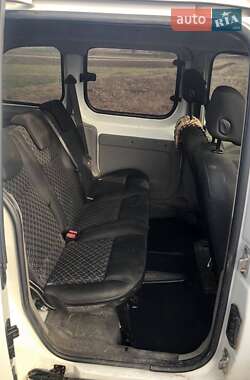 Минивэн Renault Kangoo 2011 в 
