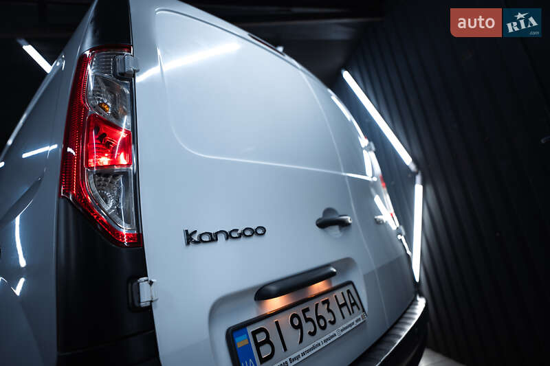 Грузовой фургон Renault Kangoo 2016 в Полтаве