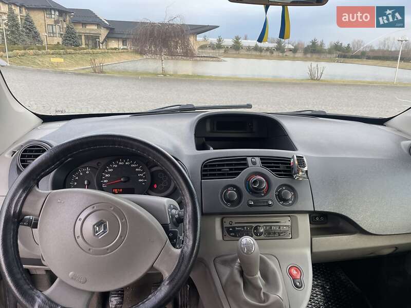 Мінівен Renault Kangoo 2010 в Львові