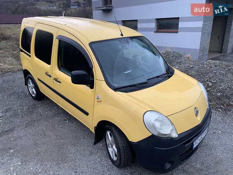 Минивэн Renault Kangoo 2008 в Рахове