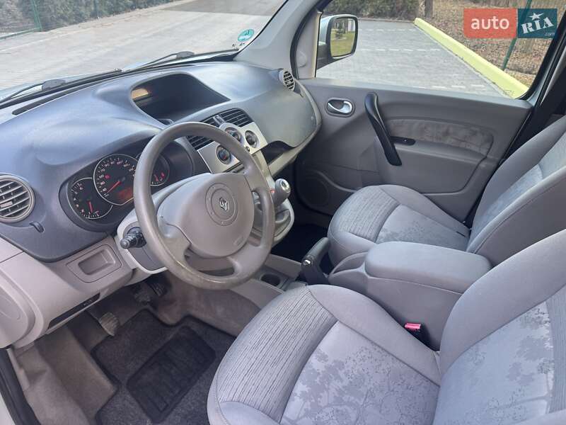 Минивэн Renault Kangoo 2009 в Шепетовке