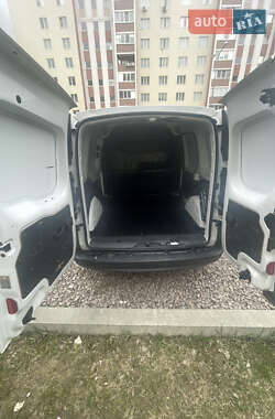 Грузовой фургон Renault Kangoo 2019 в 