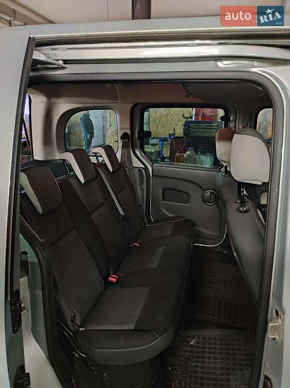 Минивэн Renault Kangoo 2012 в Запорожье фото 10 Минивэн Renault Kangoo 2012 в Запорожье