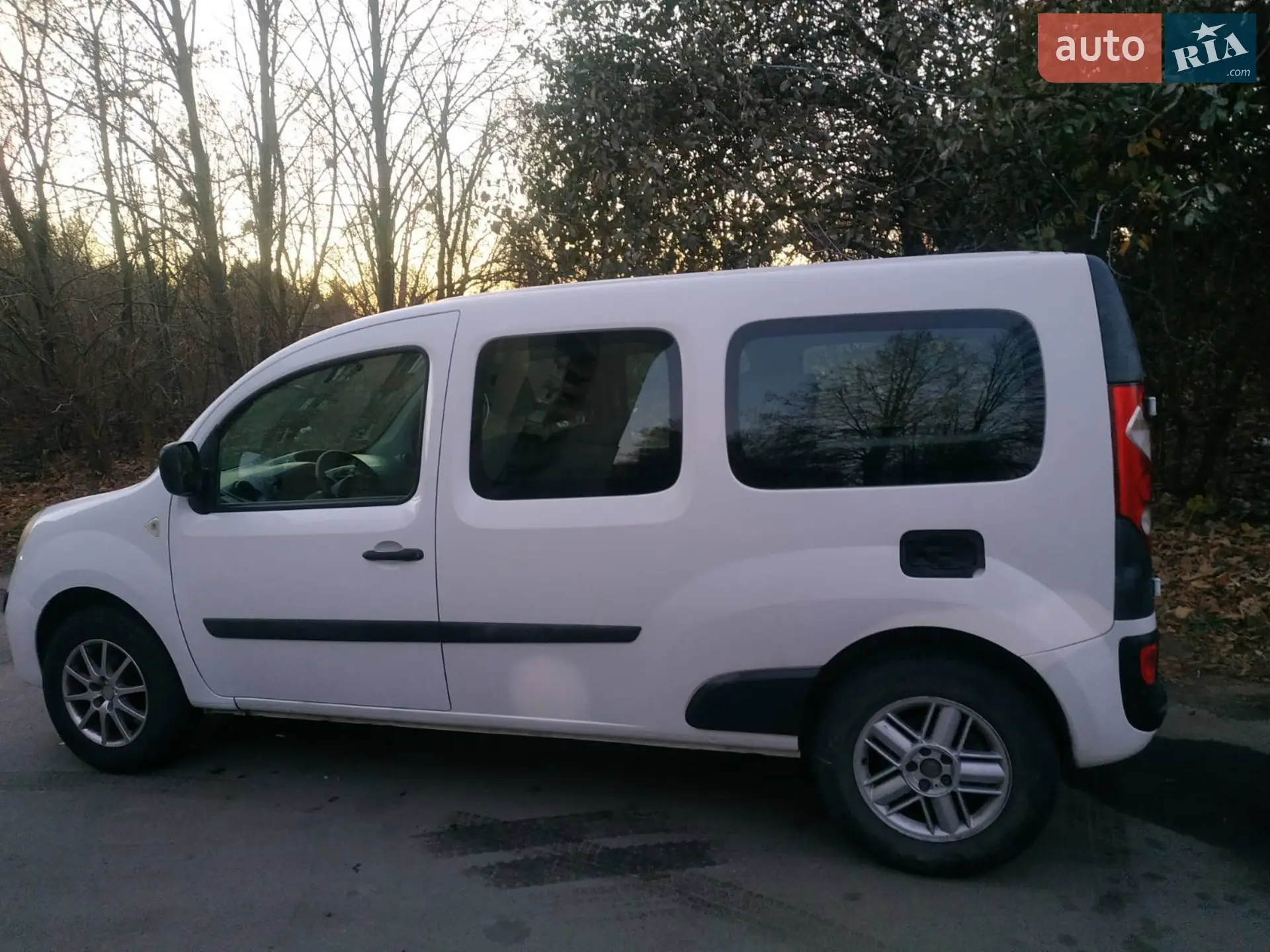 2010 Renault Kangoo - мініатюра 2