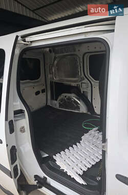 Грузовой фургон Renault Kangoo 2012 в 