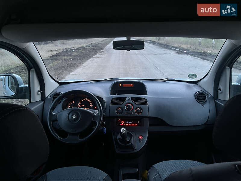 Мінівен Renault Kangoo 2009 в Сумах