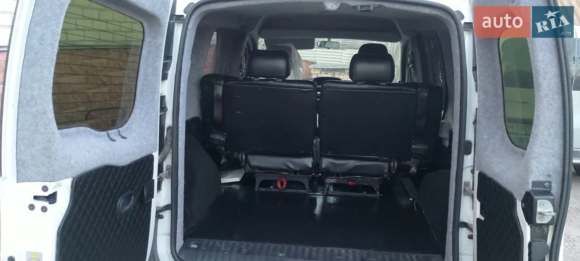 2012 Renault Kangoo - мініатюра 29
