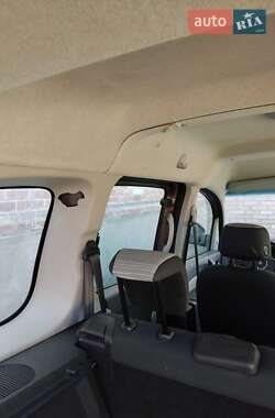 Минивэн Renault Kangoo 2012 в 