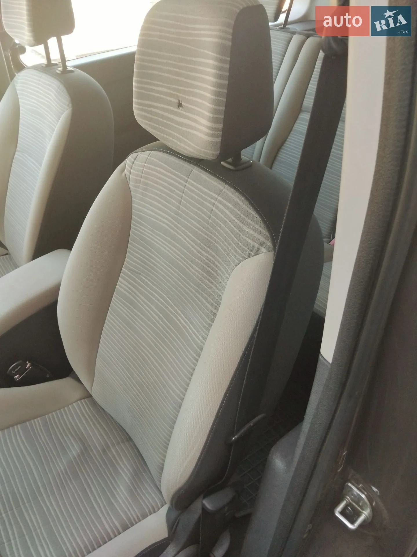 2012 Renault Kangoo - мініатюра 27