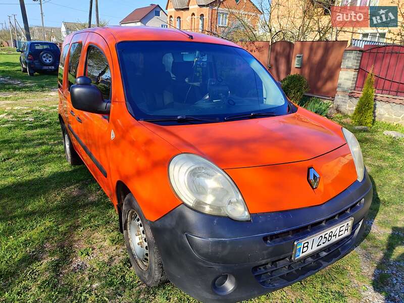Минивэн Renault Kangoo 2009 в 