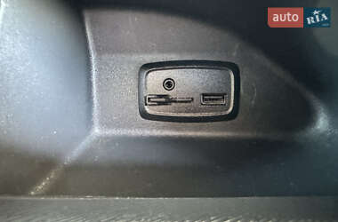 Грузовой фургон Renault Kangoo 2019 в 