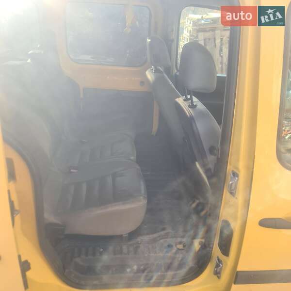Минивэн Renault Kangoo 2013 в Львове