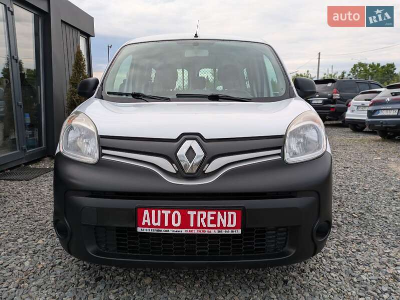 Минивэн Renault Kangoo 2015 в Львове