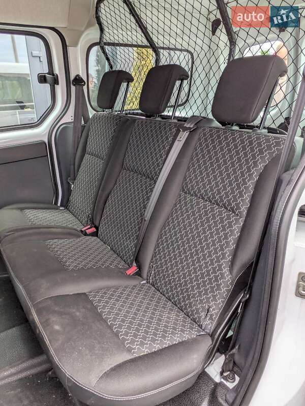 Минивэн Renault Kangoo 2015 в Львове