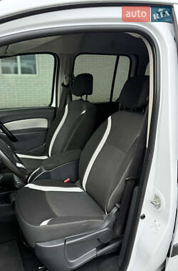 Минивэн Renault Kangoo 2015 в 