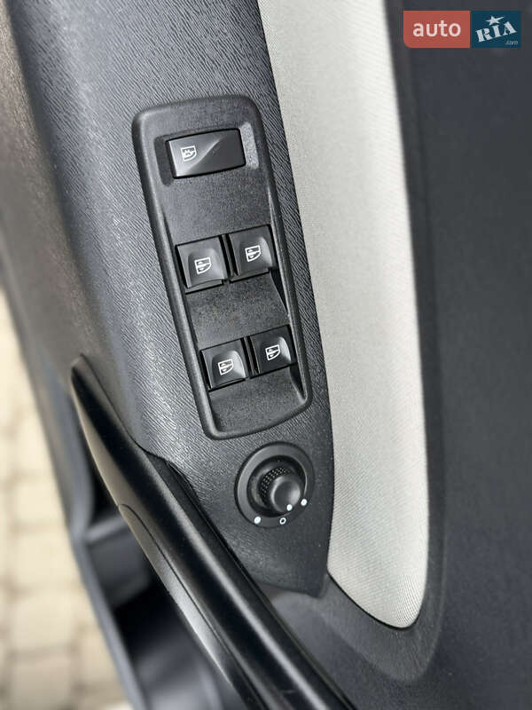 Мінівен Renault Kangoo 2015 в Києві