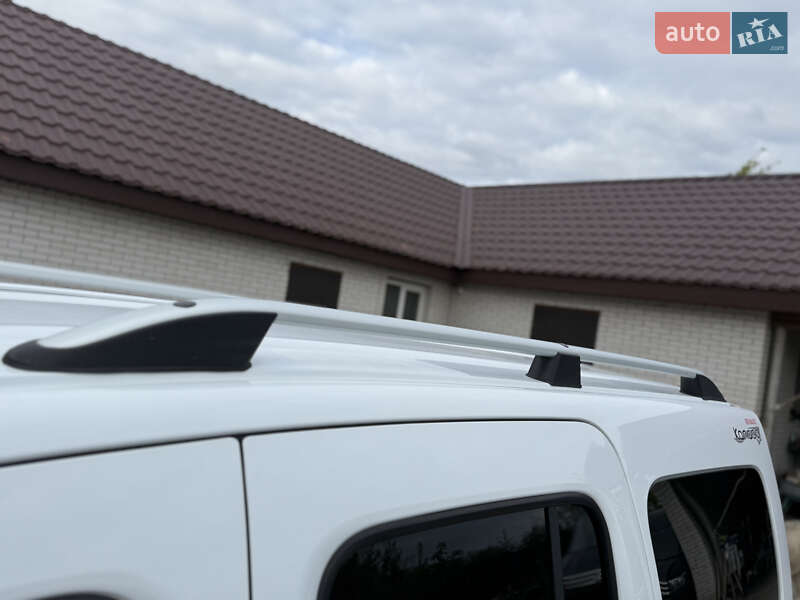 Мінівен Renault Kangoo 2015 в Києві