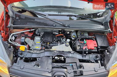 Грузовой фургон Renault Kangoo 2021 в 