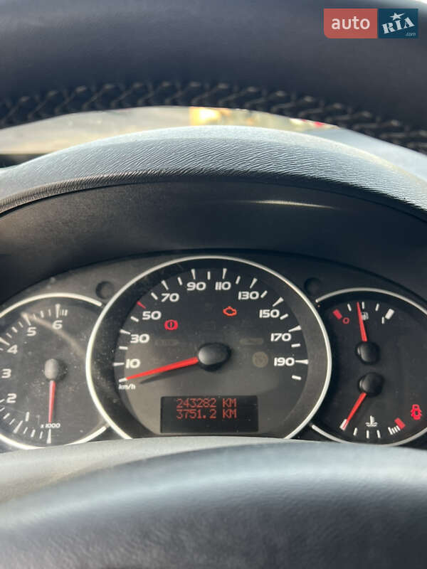 Мінівен Renault Kangoo 2010 в Києві
