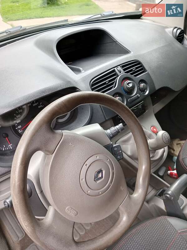 Минивэн Renault Kangoo 2008 в Ахтырке