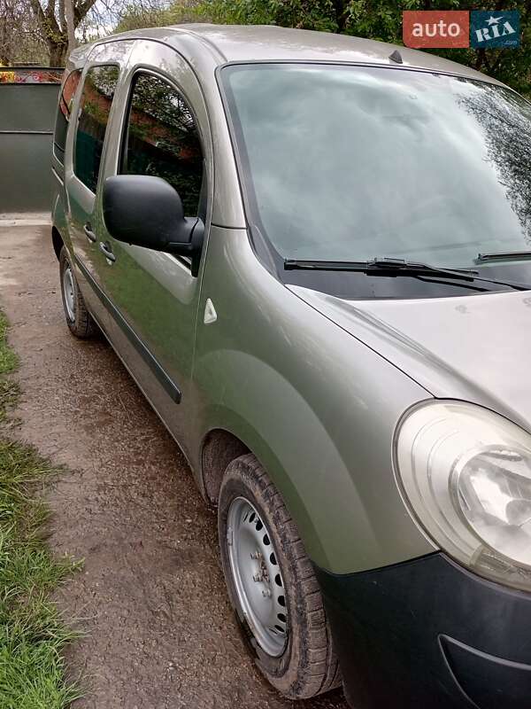 Минивэн Renault Kangoo 2008 в Ахтырке
