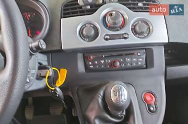 Минивэн Renault Kangoo 2012 в 
