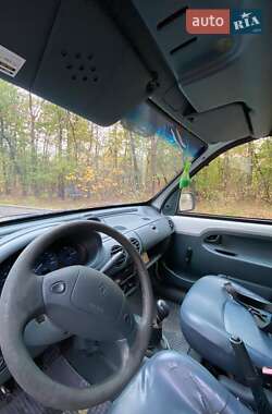Вантажний фургон Renault Kangoo 2000 в 