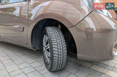 Мінівен Renault Kangoo 2012 в 