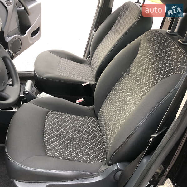Минивэн Renault Kangoo 2012 в Ровно