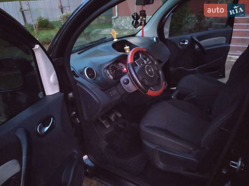 Мінівен Renault Kangoo 2012 в Чернівцях фото 28 Мінівен Renault Kangoo 2012 в Чернівцях