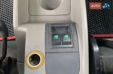 Вантажопасажирський фургон Renault Kangoo 2009 в 