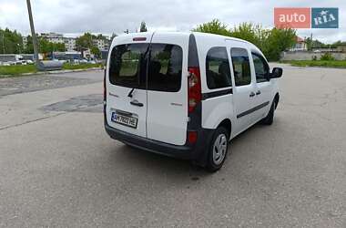 Минивэн Renault Kangoo 2011 в 