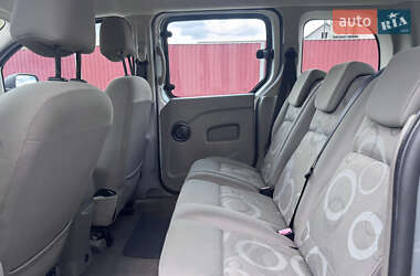 Минивэн Renault Kangoo 2009 в 