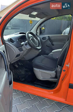 Мінівен Renault Kangoo 2009 в 