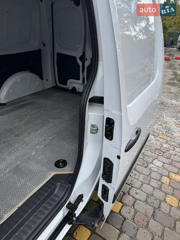 Грузовой фургон Renault Kangoo 2020 в Луцке