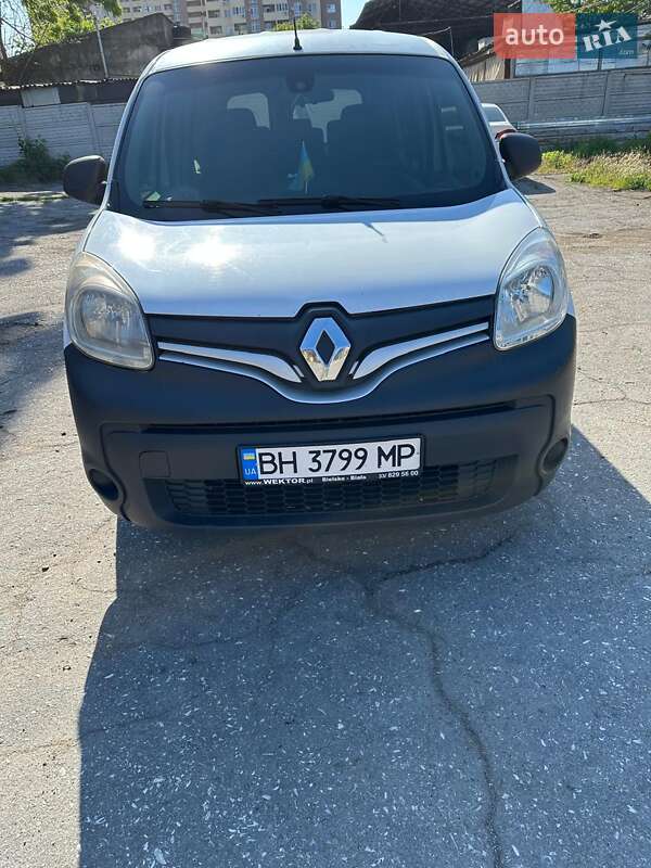 Мінівен Renault Kangoo 2015 в 