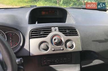 Минивэн Renault Kangoo 2011 в 