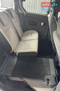 Мінівен Renault Kangoo 2012 в 