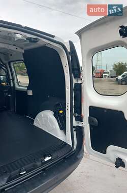 Грузовой фургон Renault Kangoo 2020 в 