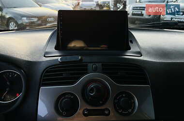 Минивэн Renault Kangoo 2013 в 
