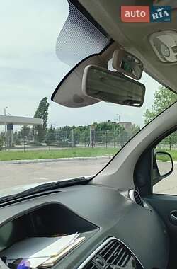 Минивэн Renault Kangoo 2013 в 