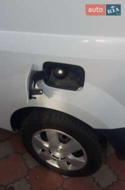 Грузопассажирский фургон Renault Kangoo 2013 в 